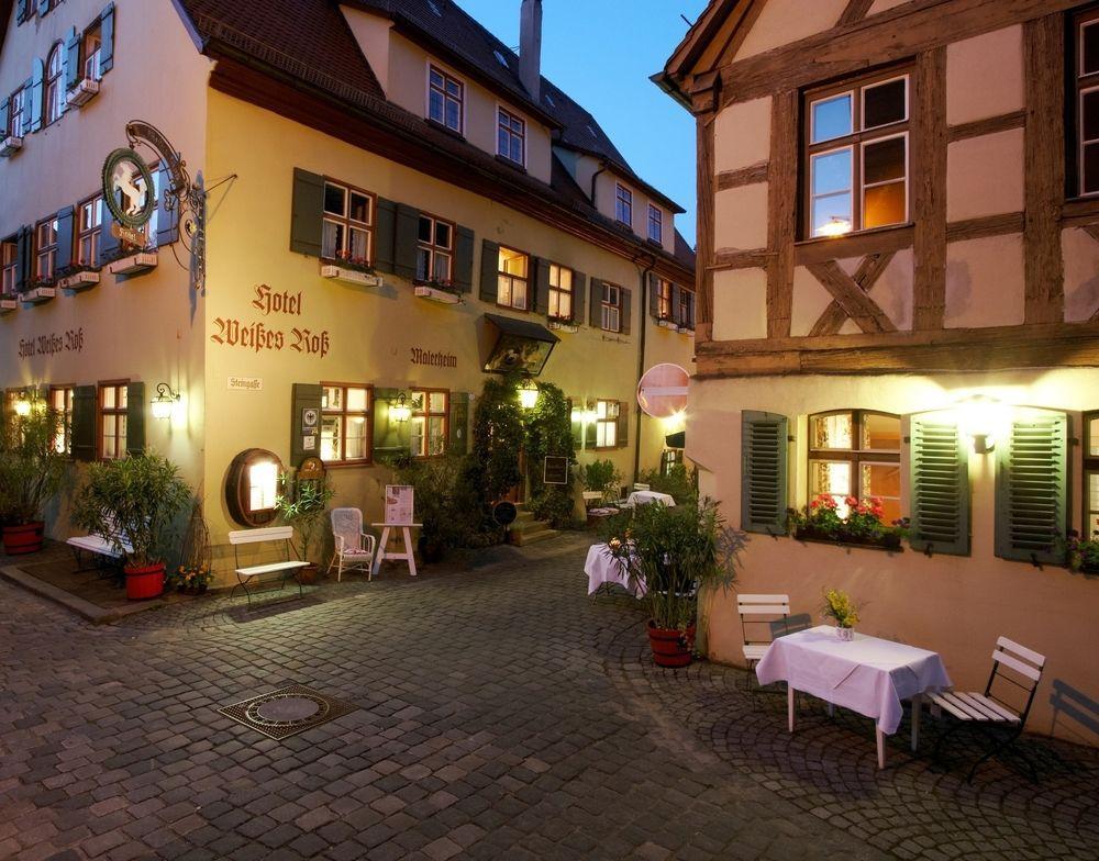 Hotel Weisses Ross ดิงเคลส์บืล ภายนอก รูปภาพ